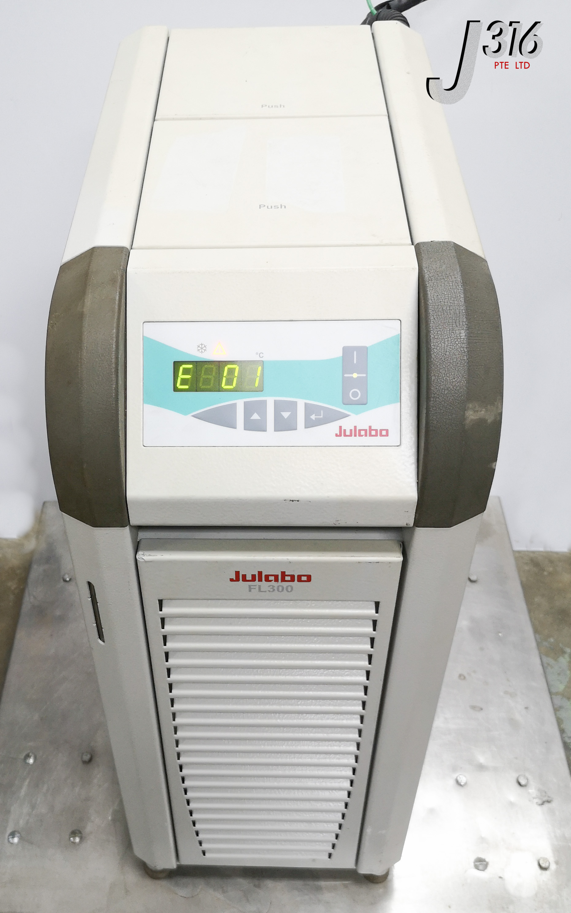 20457 JULABO RECIRCULATING COOLER FL300 | eBay